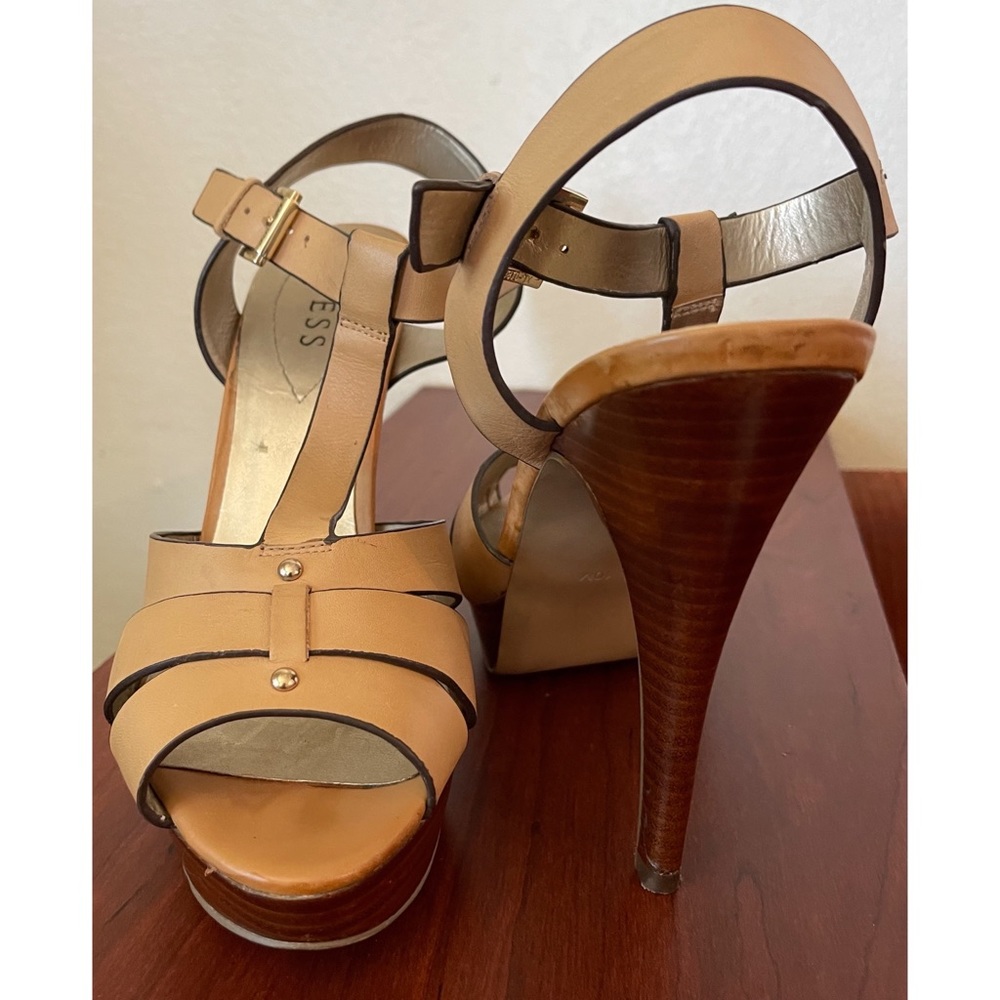 Guess high heels shoes
